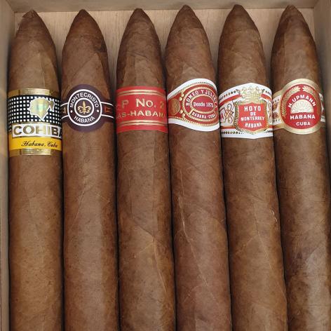 Lot 227 - Seleccion Piramide