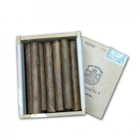 Lot 228 - Punch Royal Selection No.11