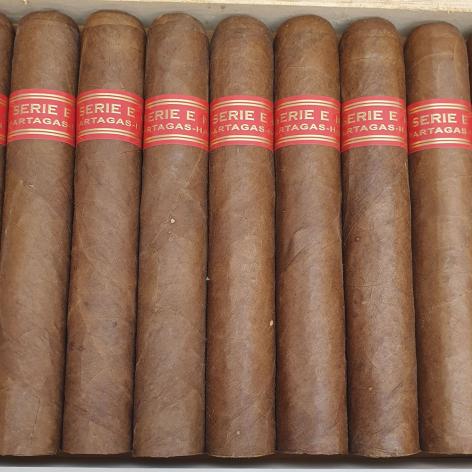Lot 229 - Partagas Serie E No. 2