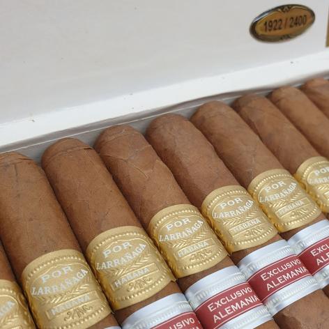 Lot 229 - Por Larranaga Lonsdales