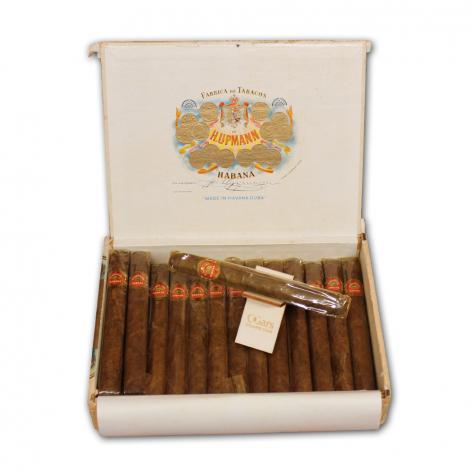 Lot 22 - H.Upmann Especiales