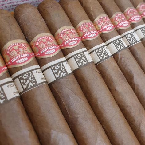 Lot 22 - Partagas Churchills de Luxe