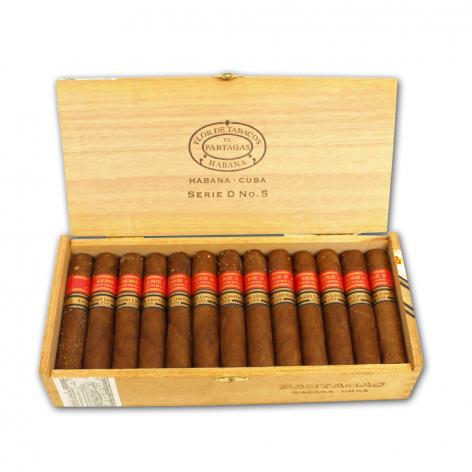 Lot 230 - Partagas Serie D No.5