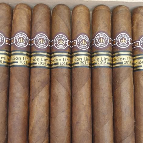 Lot 232 - Montecristo Dantes