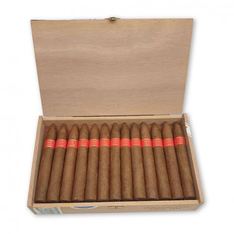 Lot 232 - Partagas Serie P No 2 