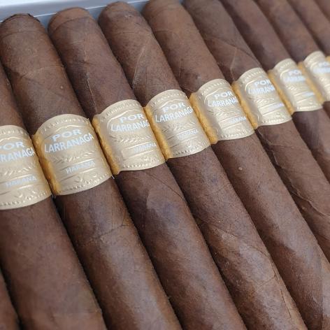 Lot 232 - Por Larranaga Montecarlos
