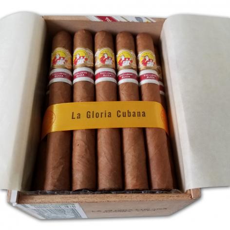 Lot 232 - La Gloria Cubana Triunfos