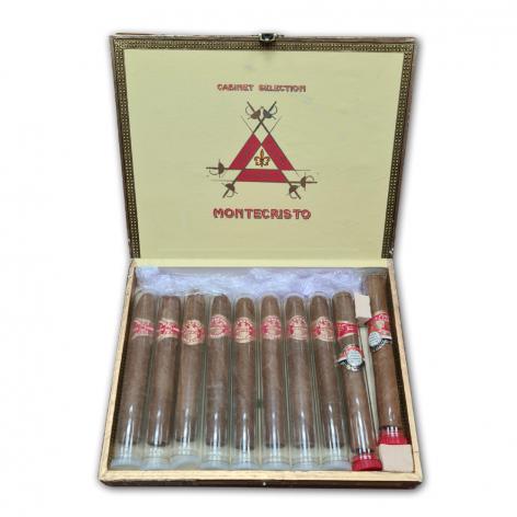 Lot 234 - Mixed single glass tubed cigars