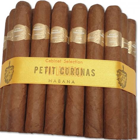 Lot 234 - Por Larranaga Petit Coronas 