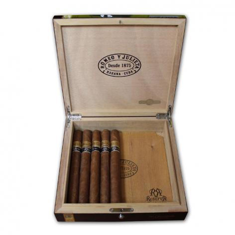 Lot 234 - Romeo y Julieta Churchill Reserva