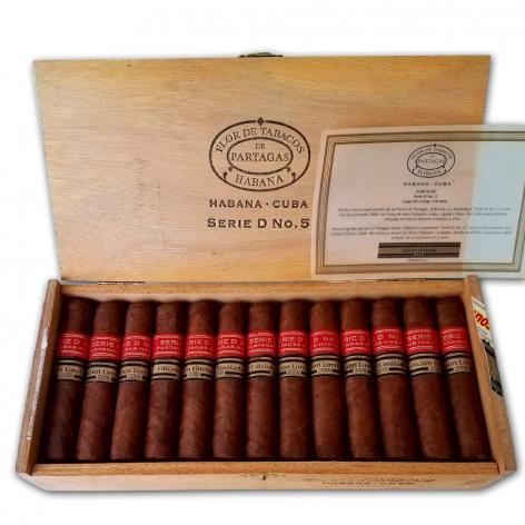 Lot 235 - Partagas Serie D No.5