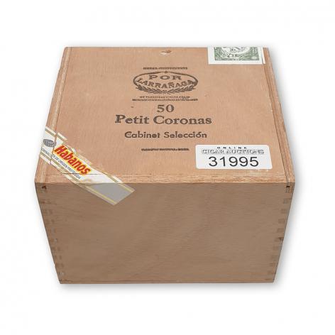 Lot 237 - Por Larranaga Petit Coronas 