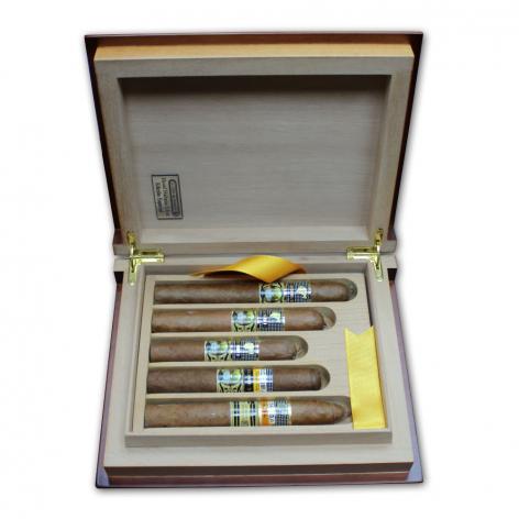 Lot 238 - Cohiba Mixed singles Book