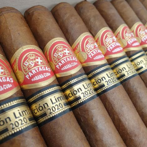 Lot 239 - Partagas Legados