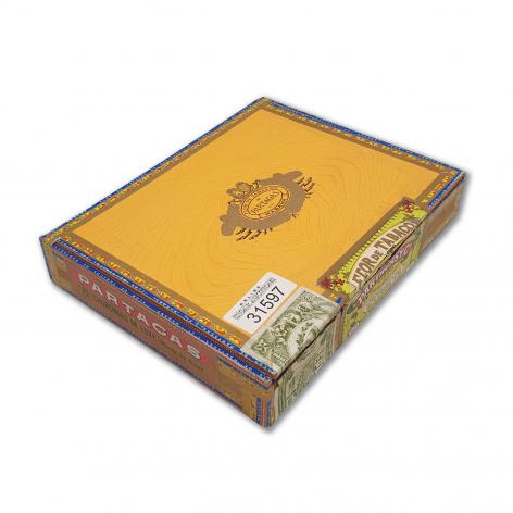 Lot 23 - Partagas Churchills de Luxe