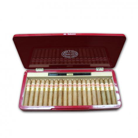 Lot 241 - Romeo y Julieta Short Churchills