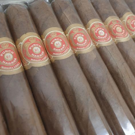 Lot 241 - Punch Exquisitos