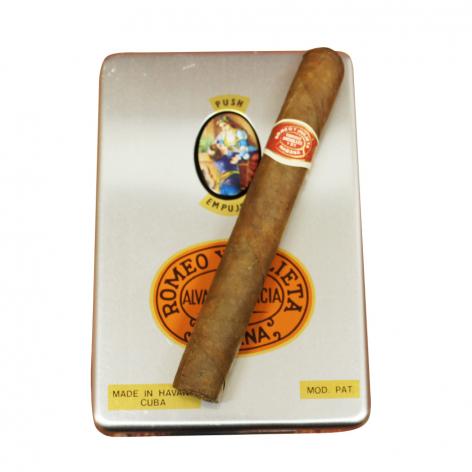 Lot 82 - Romeo y Julieta Favoritas