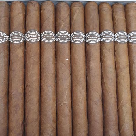 Lot 243 - Rafael Gonzalez Panetelas Extra