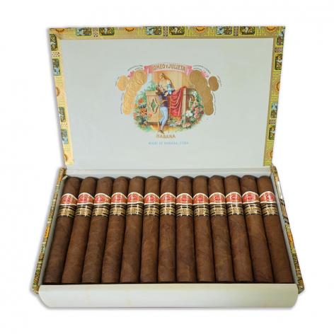 Lot 244 - Romeo y Julieta Escudos 