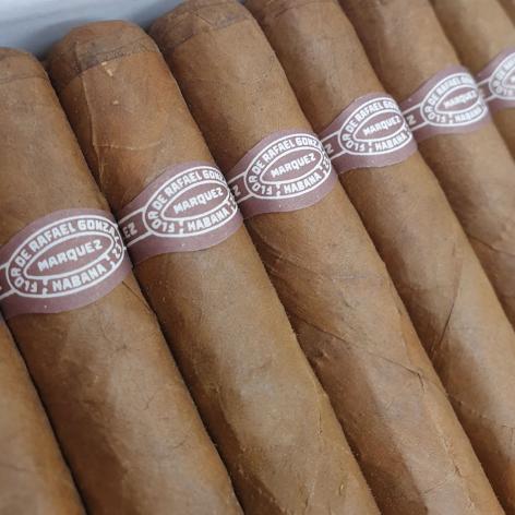 Lot 246 - Rafael Gonzalez Petit coronas 