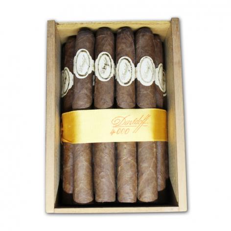 Lot 247 - Davidoff 4000