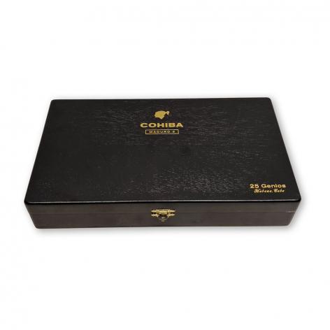 Lot 24 - Cohiba Genios