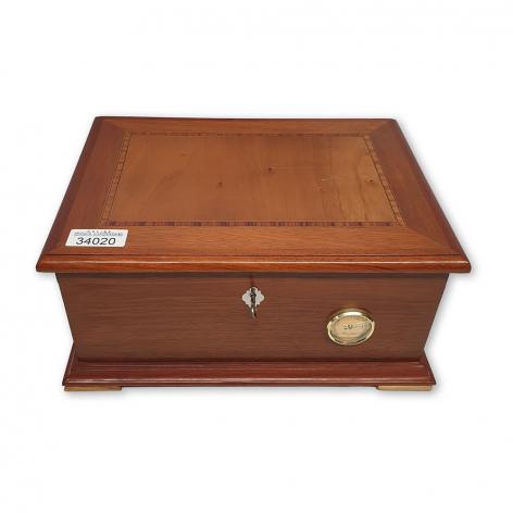 Lot 253 - Partagas Salomones