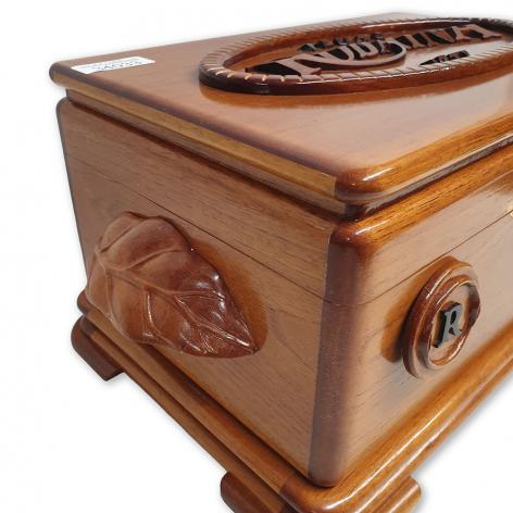 Lot 255 - Vegas Robaina 83 Anniversary humidor