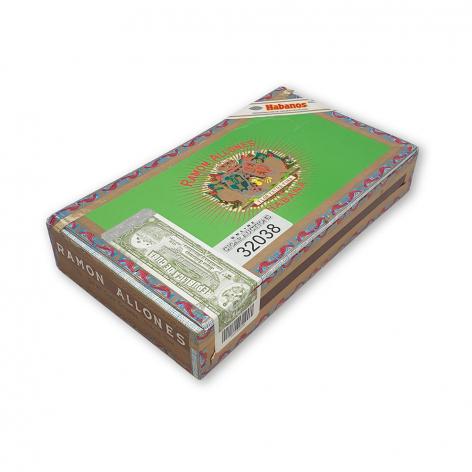 Lot 256 - Ramon Allones Small Club Coronas