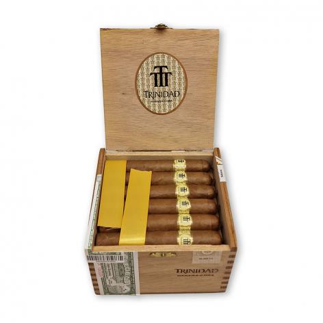 Lot 256 - Trinidad Robustos T