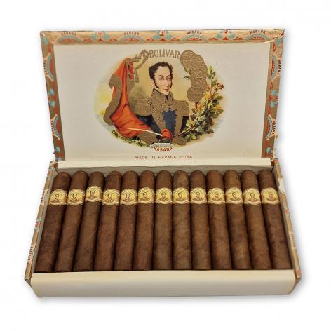 Lot 256 - Bolivar Royal coronas