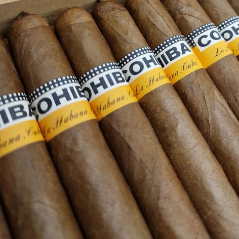 Lot 257 - Cohiba Coronas Especiales