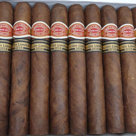 Lot 259 - Romeo y Julieta Capuletos