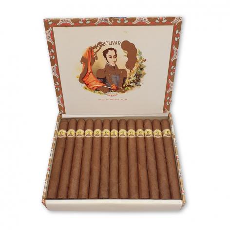 Lot 25 - Bolivar Coronas Gigantes 
