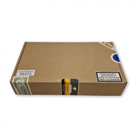 Lot 25 - Cohiba Genios