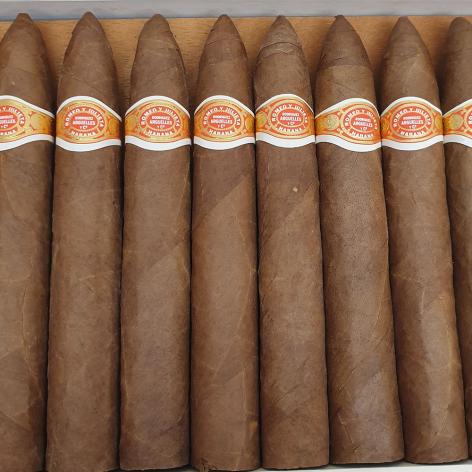 Lot 260 - Romeo y Julieta Belicosos
