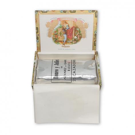 Lot 261 - Romeo y Julieta Cazadores