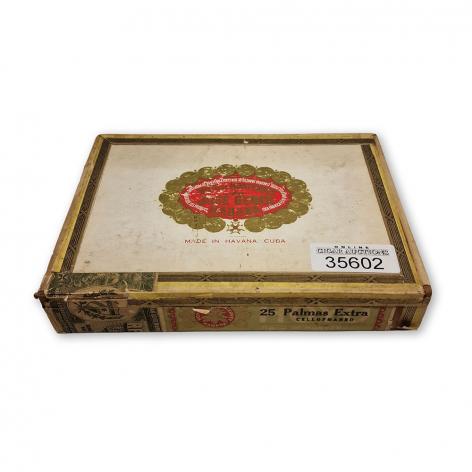 Lot 261 - Hoyo De Monterrey Palmas Extra