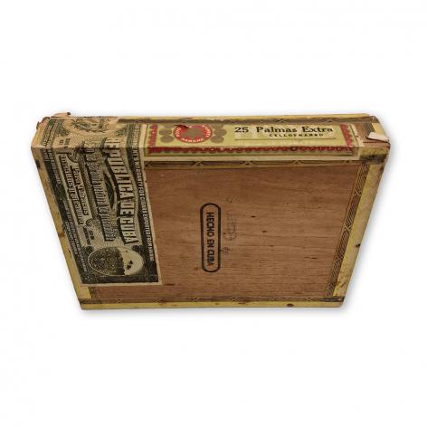 Lot 261 - Hoyo De Monterrey Palmas Extra