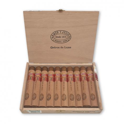 Lot 262 - Romeo y Julieta Cedros De Luxe 