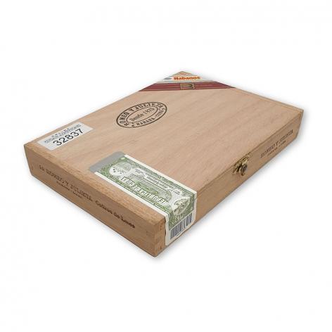 Lot 263 - Romeo y Julieta Cedros De Luxe