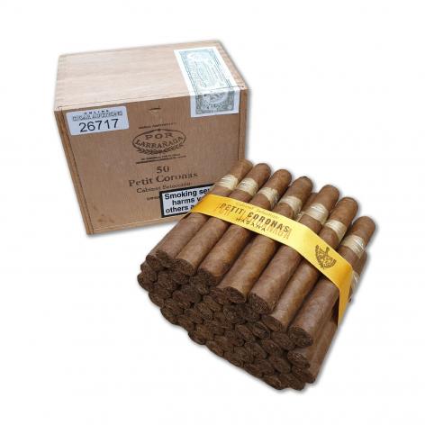 Lot 265 - Por Larranaga Petit Coronas 