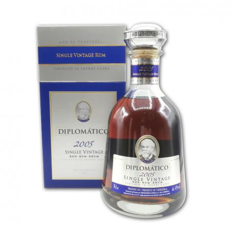 Lot 265 - Diplomatico Single Vintage 2005 Rum 