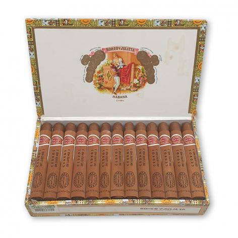 Lot 266 - Romeo y Julieta Cedros de Luxe No. 3