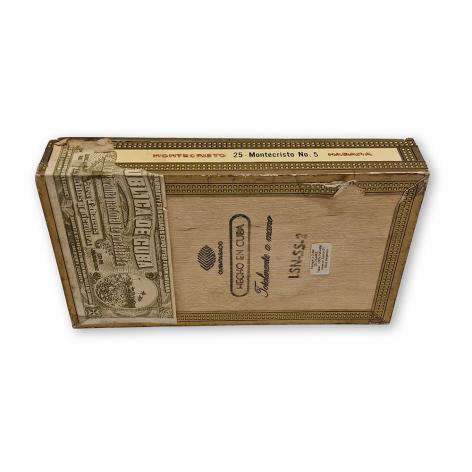 Lot 267 - Montecristo No. 5