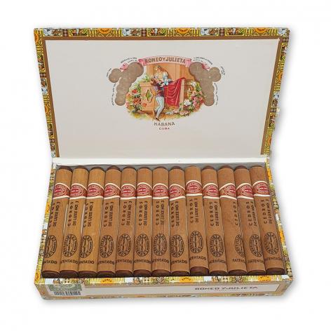 Lot 268 - Romeo y Julieta Cedros de Luxe No. 3