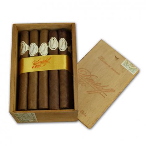 Lot 268 - Davidoff 4000