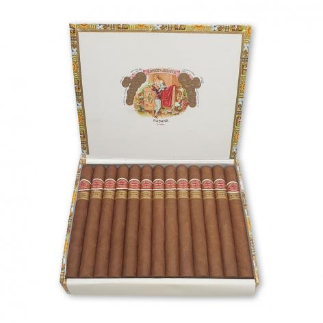 Lot 270 - Romeo y Julieta Churchills 