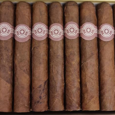 Lot 270 - Montecristo No. 5